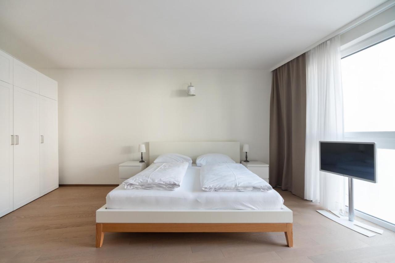Appartement Quiet And Cozy Next To Mariahilfer Strasse And Naschmarkt With Ac, Minimum 30 Nights Wenen
